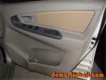 TOYOTA GRAND INNOVA E GREY 2012 03